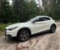 Білий Інфініті QX30, об'ємом двигуна 1.99 л та пробігом 113 тис. км за 19000 $, фото 2 на Automoto.ua