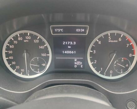 Белый Инфинити QX30, объемом двигателя 1.99 л и пробегом 140 тыс. км за 19500 $, фото 12 на Automoto.ua