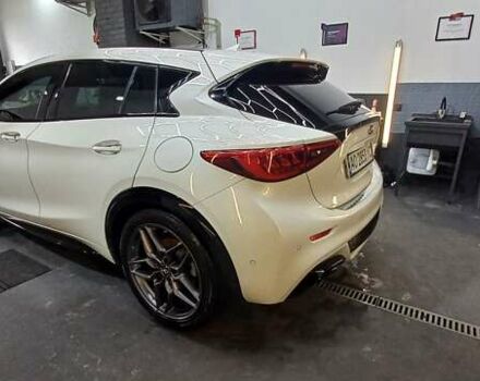 Белый Инфинити QX30, объемом двигателя 1.99 л и пробегом 48 тыс. км за 22700 $, фото 14 на Automoto.ua