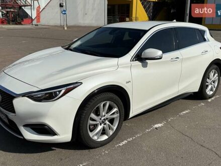 Інфініті QX30 2016 у Житомирі на Automoto.ua Білий Інфініті QX30, об'ємом двигуна 2 л та пробігом 61 тис. км за 14500 $, фото 1 на Automoto.ua