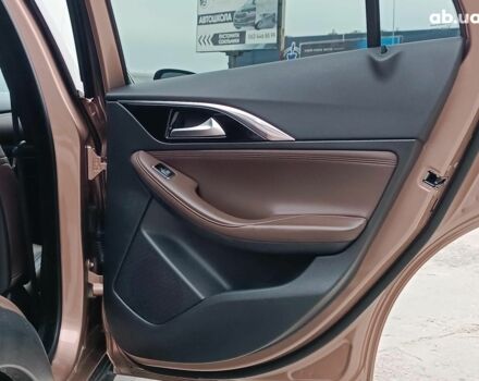 Бежевый Инфинити QX30, объемом двигателя 2 л и пробегом 103 тыс. км за 21750 $, фото 42 на Automoto.ua