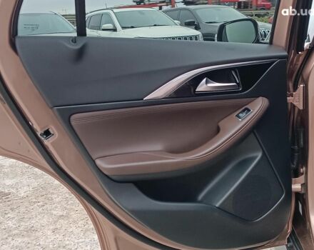 Бежевый Инфинити QX30, объемом двигателя 2 л и пробегом 103 тыс. км за 21750 $, фото 47 на Automoto.ua