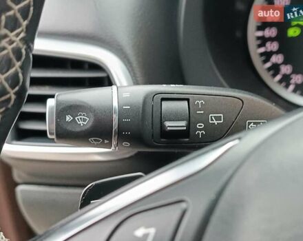 Бежевий Інфініті QX30, об'ємом двигуна 2 л та пробігом 103 тис. км за 21750 $, фото 25 на Automoto.ua