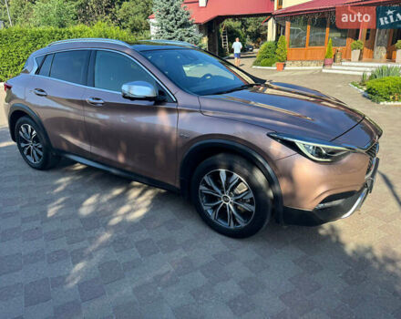 Бежевый Инфинити QX30, объемом двигателя 2 л и пробегом 98 тыс. км за 23000 $, фото 1 на Automoto.ua