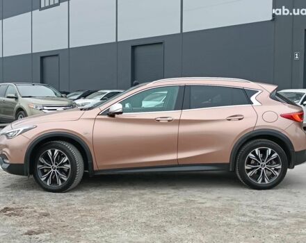 Бежевый Инфинити QX30, объемом двигателя 2 л и пробегом 103 тыс. км за 21750 $, фото 4 на Automoto.ua