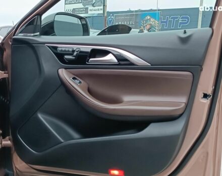 Бежевый Инфинити QX30, объемом двигателя 2 л и пробегом 103 тыс. км за 21750 $, фото 37 на Automoto.ua