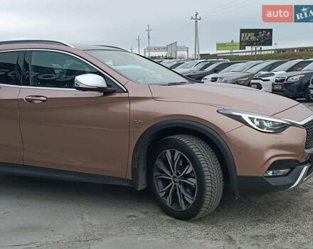 Бежевий Інфініті QX30, об'ємом двигуна 2 л та пробігом 103 тис. км за 21750 $, фото 16 на Automoto.ua