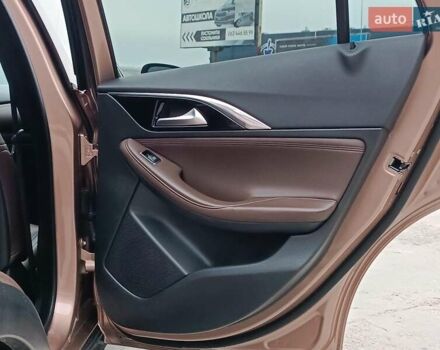 Бежевий Інфініті QX30, об'ємом двигуна 2 л та пробігом 103 тис. км за 21750 $, фото 43 на Automoto.ua