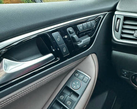 Бежевый Инфинити QX30, объемом двигателя 1.99 л и пробегом 54 тыс. км за 22200 $, фото 26 на Automoto.ua