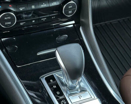 Бежевый Инфинити QX30, объемом двигателя 1.99 л и пробегом 54 тыс. км за 22200 $, фото 3 на Automoto.ua