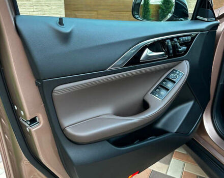 Бежевый Инфинити QX30, объемом двигателя 1.99 л и пробегом 54 тыс. км за 22200 $, фото 22 на Automoto.ua