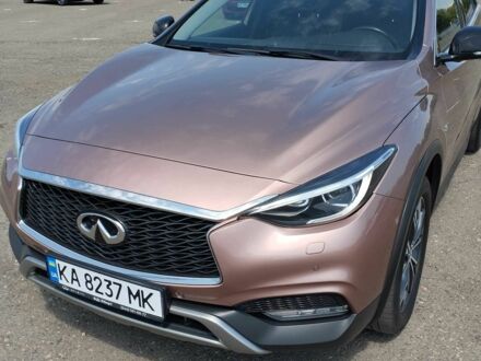 Бежевий Інфініті QX30, об'ємом двигуна 2 л та пробігом 80 тис. км за 18500 $, фото 1 на Automoto.ua