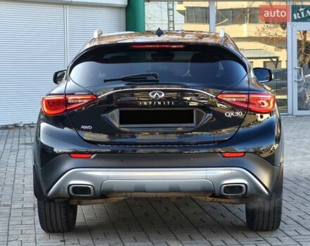 Черный Инфинити QX30, объемом двигателя 1.99 л и пробегом 117 тыс. км за 16900 $, фото 6 на Automoto.ua