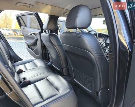 Черный Инфинити QX30, объемом двигателя 1.99 л и пробегом 117 тыс. км за 16900 $, фото 12 на Automoto.ua