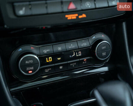 Инфинити QX30 2016 в Черновцах на Automoto.ua Черный Инфинити QX30, объемом двигателя 1.99 л и пробегом 122 тыс. км за 16900 $, фото 29 на Automoto.ua