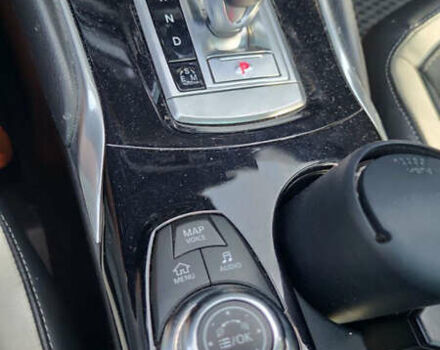 Чорний Інфініті QX30, об'ємом двигуна 1.99 л та пробігом 134 тис. км за 16000 $, фото 1 на Automoto.ua