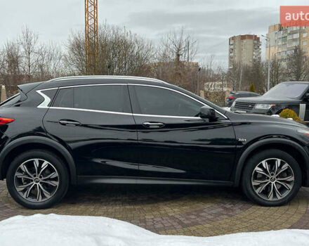 Черный Инфинити QX30, объемом двигателя 1.99 л и пробегом 70 тыс. км за 14200 $, фото 7 на Automoto.ua