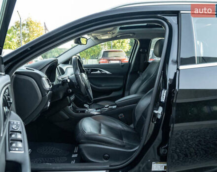 Инфинити QX30 2016 в Черновцах на Automoto.ua Черный Инфинити QX30, объемом двигателя 1.99 л и пробегом 122 тыс. км за 16900 $, фото 14 на Automoto.ua