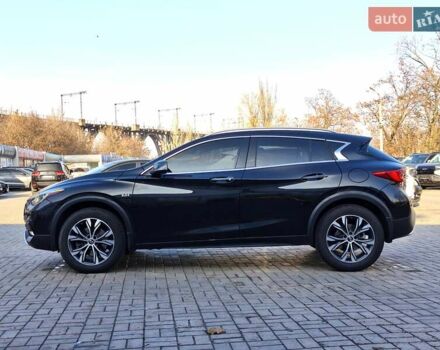 Черный Инфинити QX30, объемом двигателя 1.99 л и пробегом 117 тыс. км за 16900 $, фото 8 на Automoto.ua