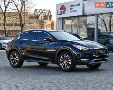Черный Инфинити QX30, объемом двигателя 1.99 л и пробегом 117 тыс. км за 16900 $, фото 4 на Automoto.ua
