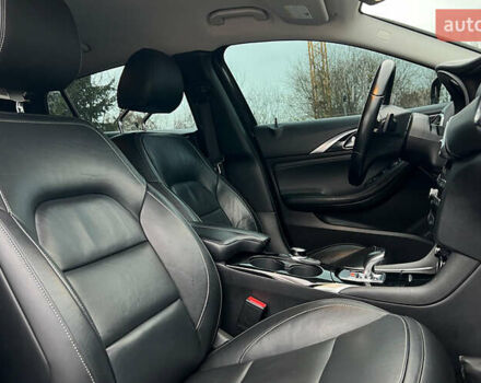 Черный Инфинити QX30, объемом двигателя 1.99 л и пробегом 70 тыс. км за 14200 $, фото 21 на Automoto.ua