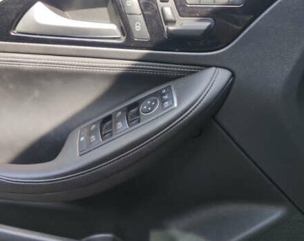 Чорний Інфініті QX30, об'ємом двигуна 1.99 л та пробігом 134 тис. км за 16000 $, фото 4 на Automoto.ua