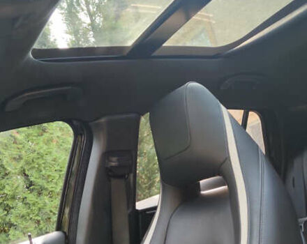 Чорний Інфініті QX30, об'ємом двигуна 1.99 л та пробігом 134 тис. км за 16000 $, фото 3 на Automoto.ua