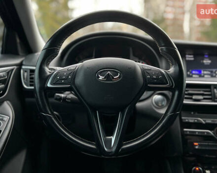 Черный Инфинити QX30, объемом двигателя 1.99 л и пробегом 70 тыс. км за 14200 $, фото 9 на Automoto.ua