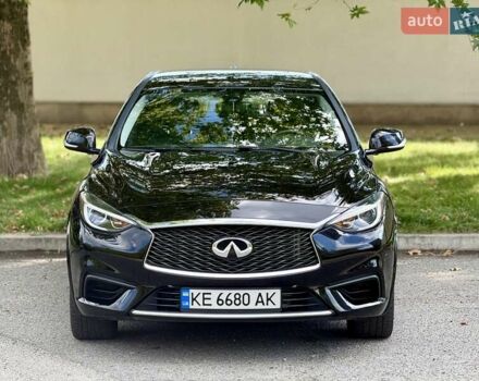 Чорний Інфініті QX30, об'ємом двигуна 2 л та пробігом 106 тис. км за 16500 $, фото 3 на Automoto.ua