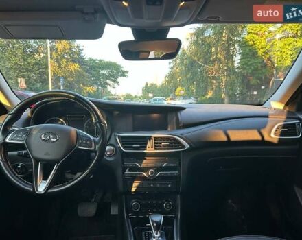 Черный Инфинити QX30, объемом двигателя 1.99 л и пробегом 101 тыс. км за 17299 $, фото 8 на Automoto.ua