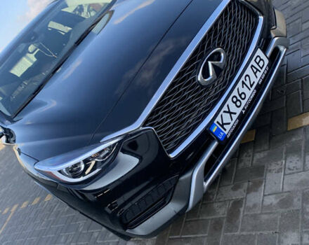 Черный Инфинити QX30, объемом двигателя 2 л и пробегом 153 тыс. км за 14999 $, фото 12 на Automoto.ua
