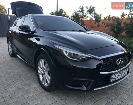Черный Инфинити QX30, объемом двигателя 1.99 л и пробегом 174 тыс. км за 15500 $, фото 69 на Automoto.ua