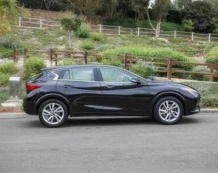 Черный Инфинити QX30, объемом двигателя 2 л и пробегом 70 тыс. км за 9480 $, фото 7 на Automoto.ua