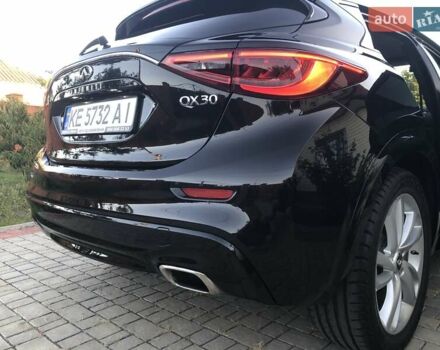 Черный Инфинити QX30, объемом двигателя 1.99 л и пробегом 174 тыс. км за 15500 $, фото 62 на Automoto.ua