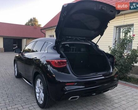 Черный Инфинити QX30, объемом двигателя 1.99 л и пробегом 174 тыс. км за 15500 $, фото 84 на Automoto.ua