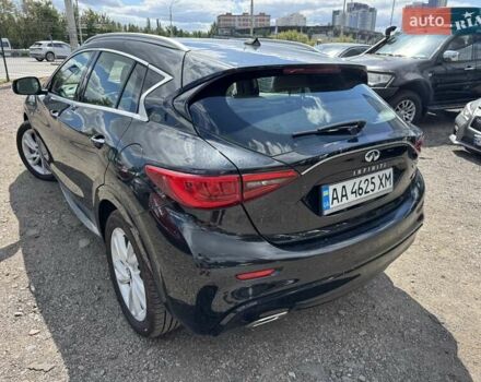 Чорний Інфініті QX30, об'ємом двигуна 1.99 л та пробігом 104 тис. км за 15300 $, фото 2 на Automoto.ua