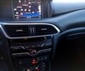 Чорний Інфініті QX30, об'ємом двигуна 2 л та пробігом 114 тис. км за 17500 $, фото 3 на Automoto.ua