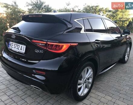 Черный Инфинити QX30, объемом двигателя 1.99 л и пробегом 174 тыс. км за 15500 $, фото 6 на Automoto.ua