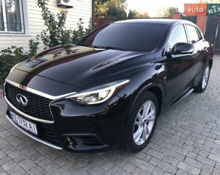 Черный Инфинити QX30, объемом двигателя 1.99 л и пробегом 174 тыс. км за 15500 $, фото 2 на Automoto.ua