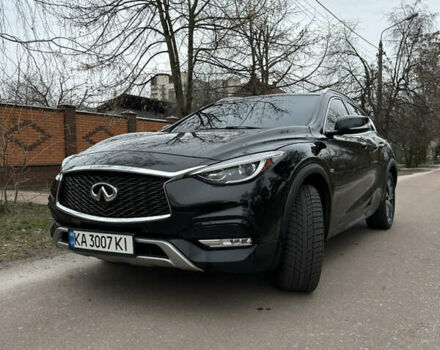 Чорний Інфініті QX30, об'ємом двигуна 1.99 л та пробігом 140 тис. км за 18500 $, фото 1 на Automoto.ua