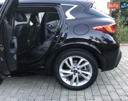 Черный Инфинити QX30, объемом двигателя 1.99 л и пробегом 174 тыс. км за 15500 $, фото 61 на Automoto.ua