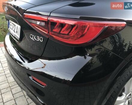 Черный Инфинити QX30, объемом двигателя 1.99 л и пробегом 174 тыс. км за 15500 $, фото 97 на Automoto.ua