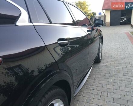 Черный Инфинити QX30, объемом двигателя 1.99 л и пробегом 174 тыс. км за 15500 $, фото 83 на Automoto.ua