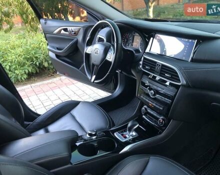 Черный Инфинити QX30, объемом двигателя 1.99 л и пробегом 174 тыс. км за 15500 $, фото 30 на Automoto.ua