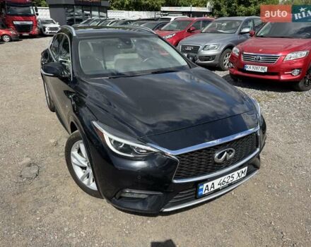 Чорний Інфініті QX30, об'ємом двигуна 1.99 л та пробігом 104 тис. км за 15300 $, фото 1 на Automoto.ua