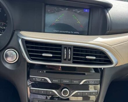 Чорний Інфініті QX30, об'ємом двигуна 1.99 л та пробігом 104 тис. км за 15300 $, фото 18 на Automoto.ua