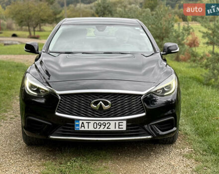 Черный Инфинити QX30, объемом двигателя 2 л и пробегом 199 тыс. км за 13700 $, фото 4 на Automoto.ua
