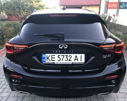 Черный Инфинити QX30, объемом двигателя 1.99 л и пробегом 174 тыс. км за 15500 $, фото 9 на Automoto.ua