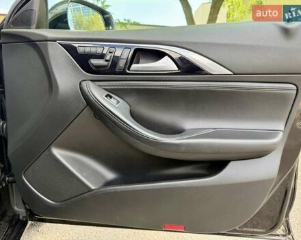 Чорний Інфініті QX30, об'ємом двигуна 2 л та пробігом 106 тис. км за 16500 $, фото 18 на Automoto.ua