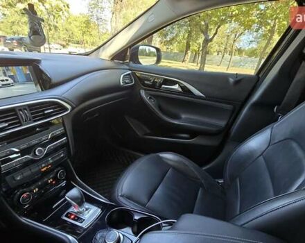 Черный Инфинити QX30, объемом двигателя 2 л и пробегом 122 тыс. км за 19500 $, фото 20 на Automoto.ua